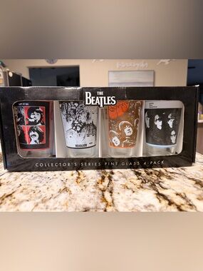The Beatles Set Of 4 Glass Collector Pint Glasses